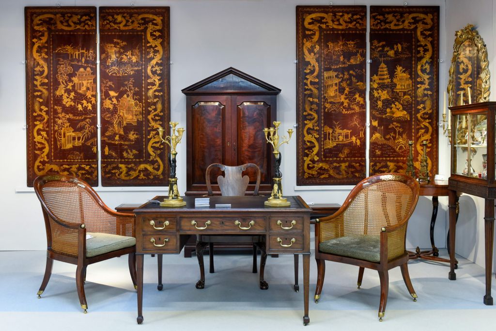 Furniture at The Art & Antiques Fair Olympia 2020