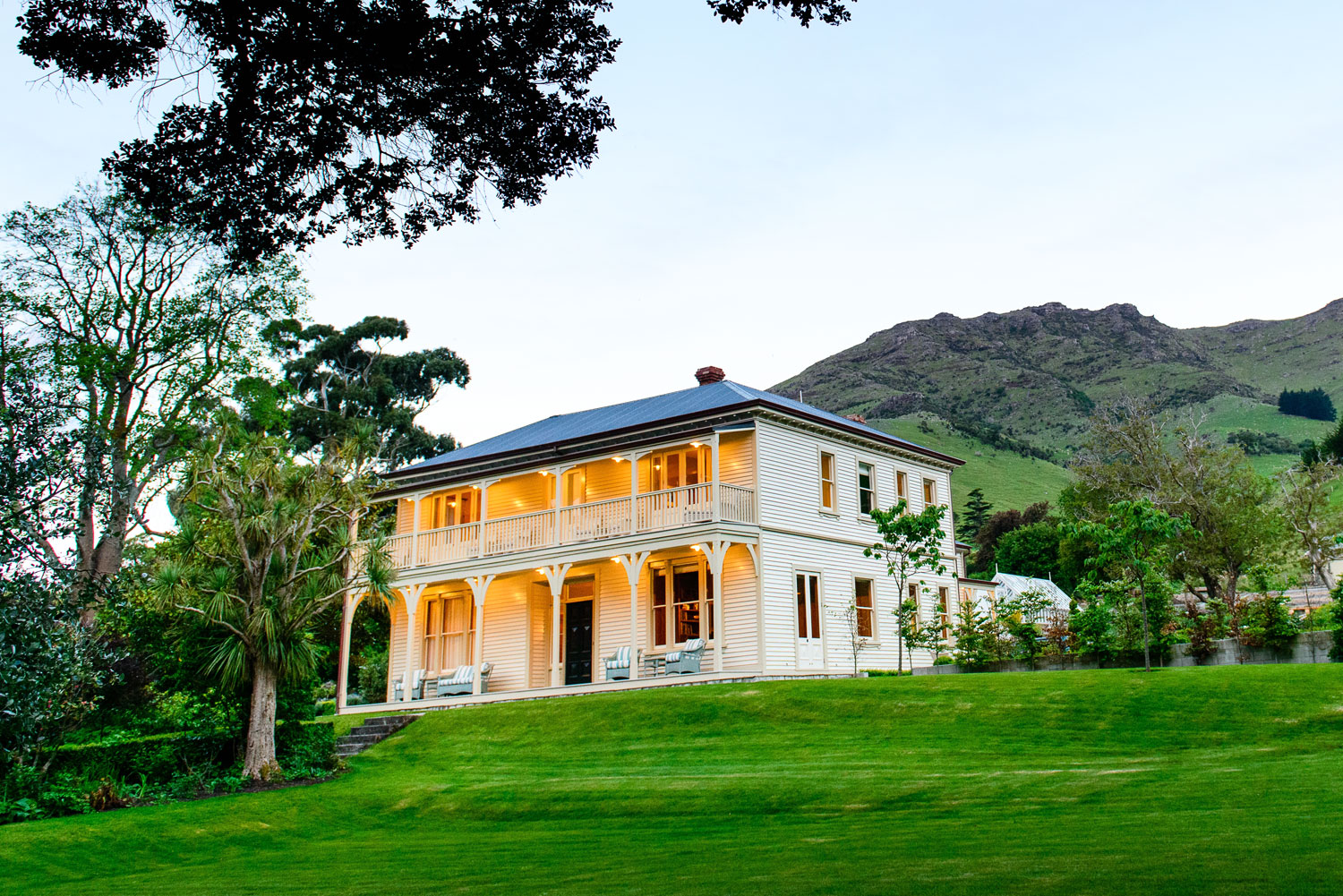 Romance & Heritage At Annandale Homestead In New Zealand