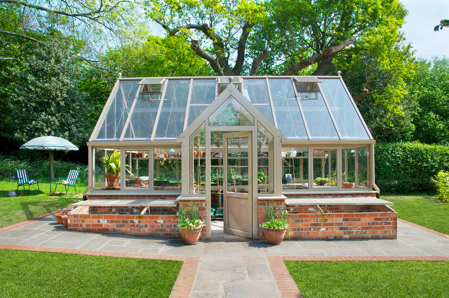 Hartley Botanic Introduces The Opus Grand Botanic Glasshouse