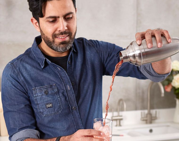 Aldi and Pritesh Mody's Iconic Cocktail Recipes You Can Make at Home