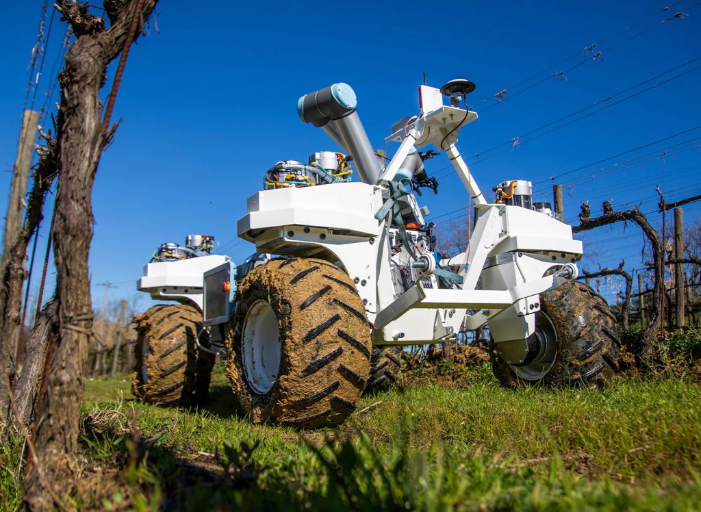 How Automated Ago-Bots Will Support Agriculture in the Future