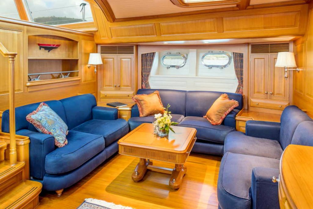 BLUE TOO sailing yacht lounge