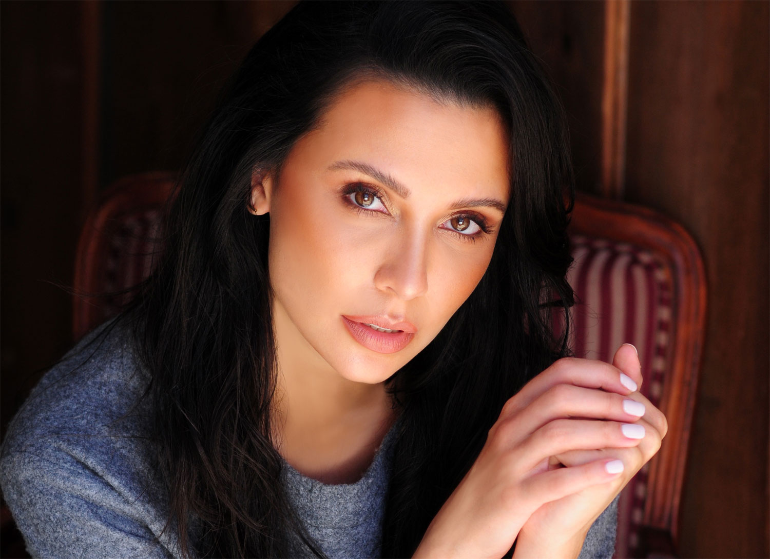 Exclusive Luxurious Magazine Interview With Actress Emily Shah