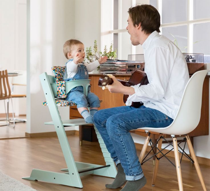 Stokke Tripp Trapp Chair Is Now Available In Warm Red & Soft Mint
