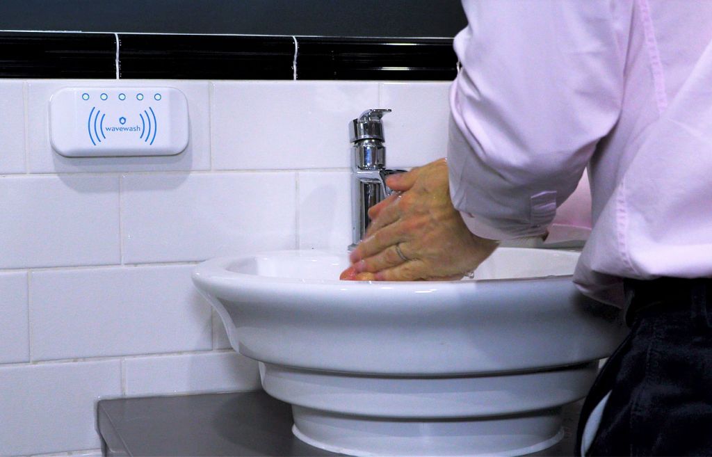 Test Shows Half of People Can't Count to 20 seconds for Hand Washing