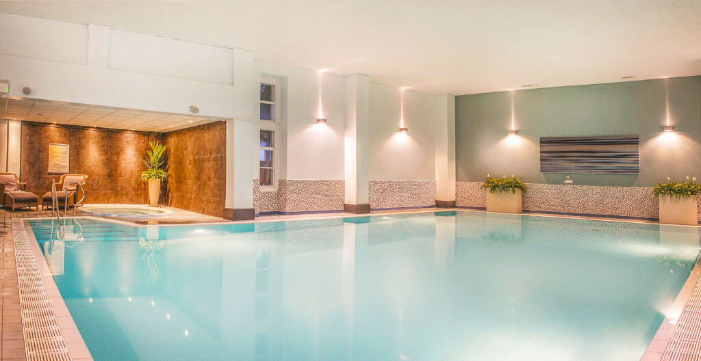 The spa pool at De Vere Tortworth Court
