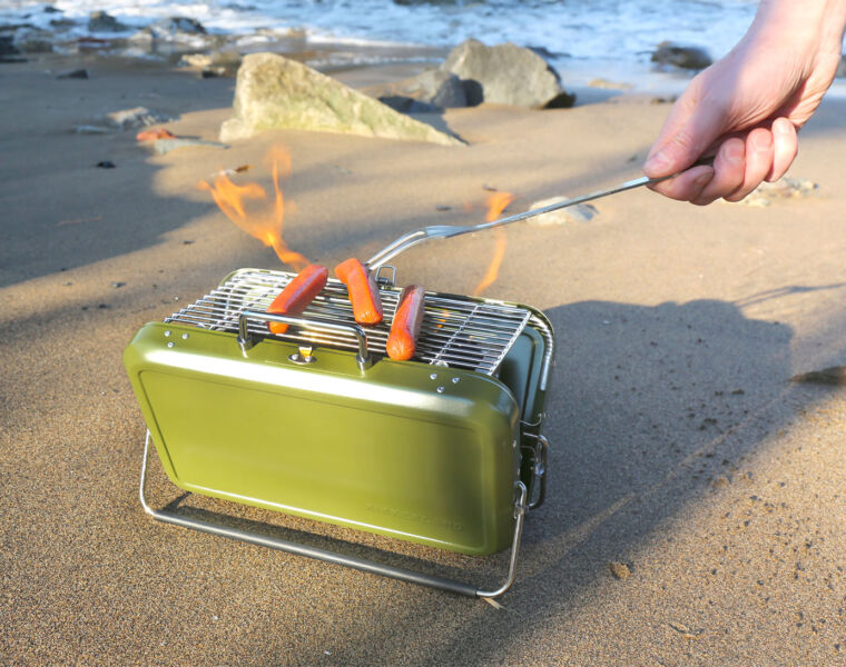 Kikkerland Suitcase BBQ grilling in the beach