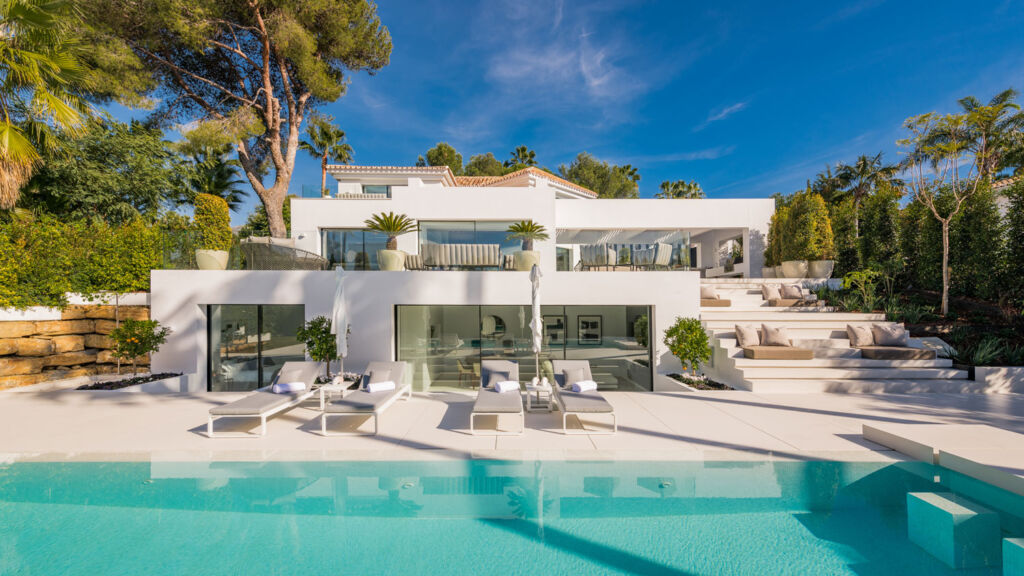 Luxury Spanish villa with swimming pool