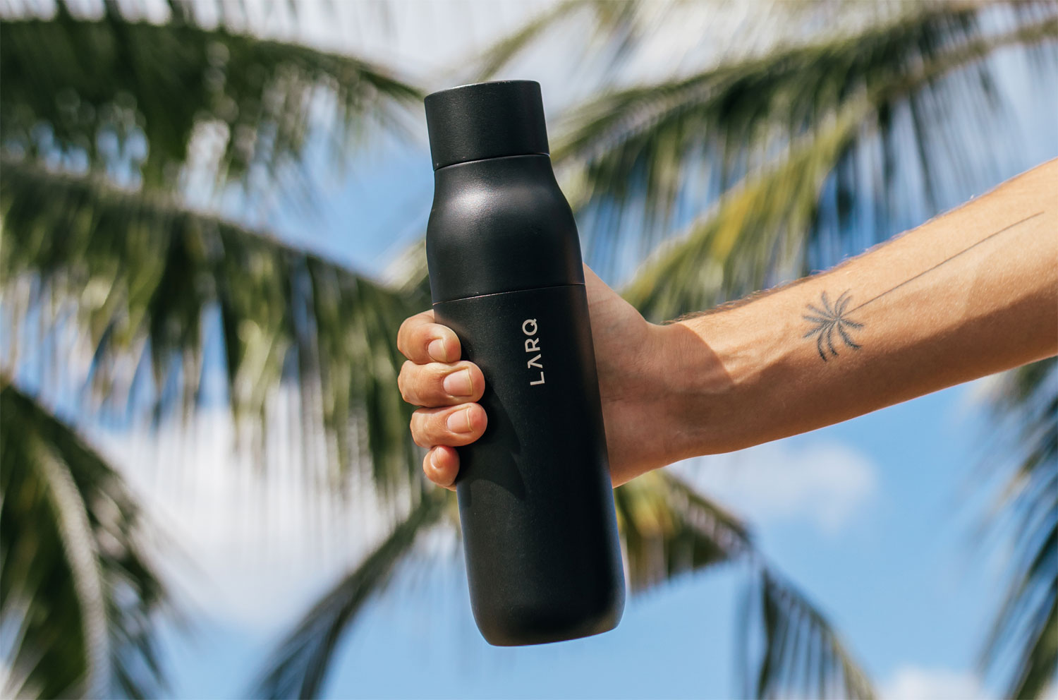 The LARQ Water Bottle Cleans Up Your Nasty Tap Water With UV-C
