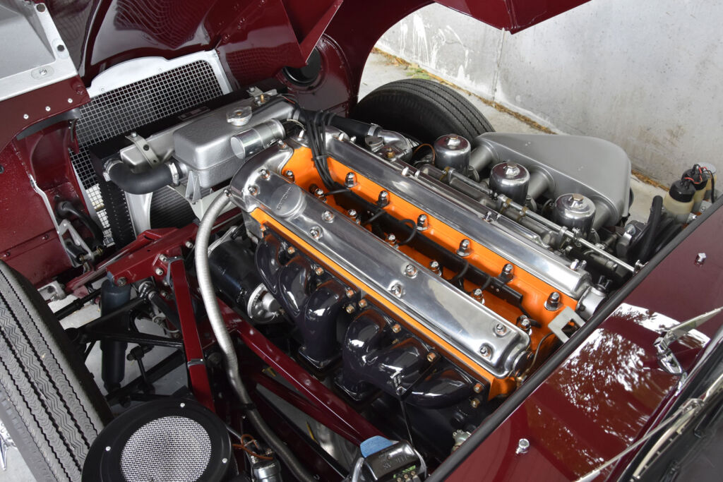 Series 1 E-type Jaguar Engine