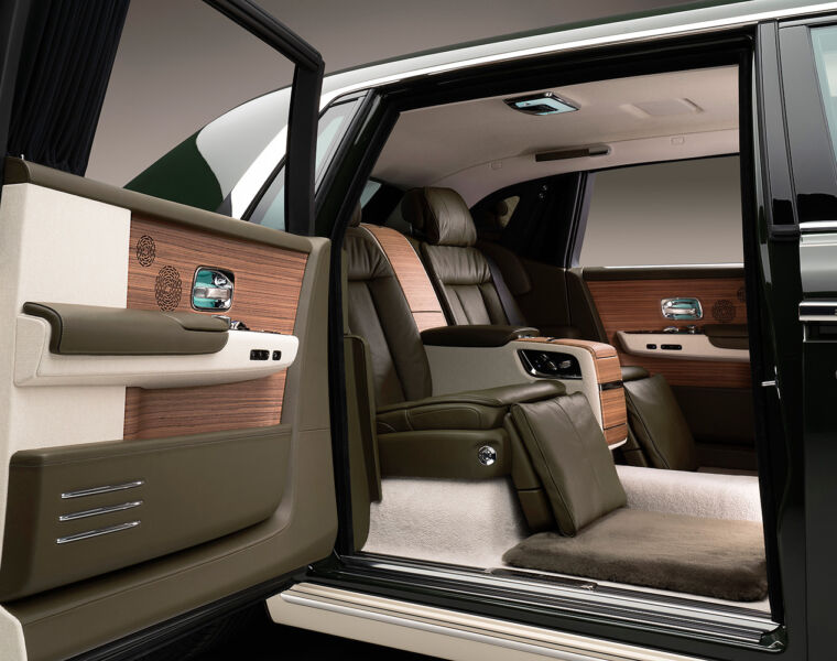 A view inside the rear of the Rolls Royce Phantom Oribe