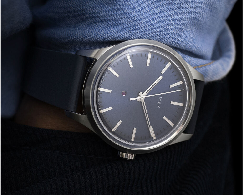 The timepiece has a simple and understated look which oozes class