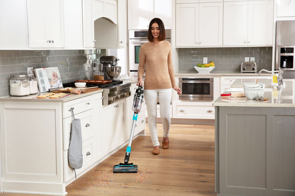 We Put Bissell's MultiReach Active 21V Cordless Vaccum Cleaner To The Test 