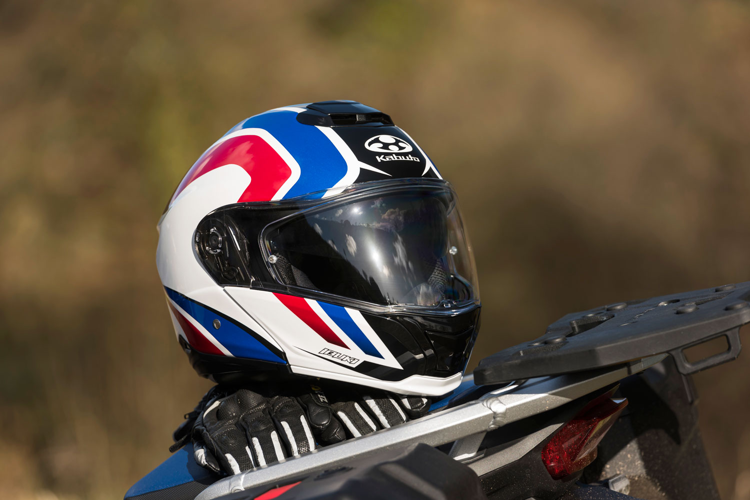 Kabuto Motorcycle Helmets Razor Sharp Designs Cut A Dash