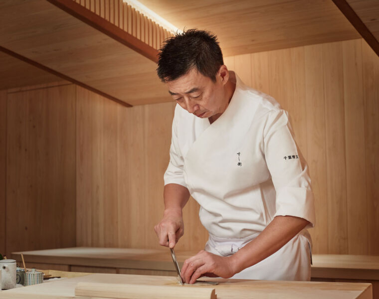 Sushi Master Chef Hirofumi Chiba at Sushi Mamoru