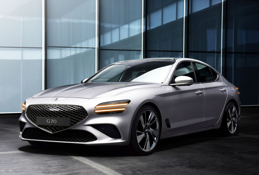 The Genesis G70 saloon with its Superman-crest-shaped front grille