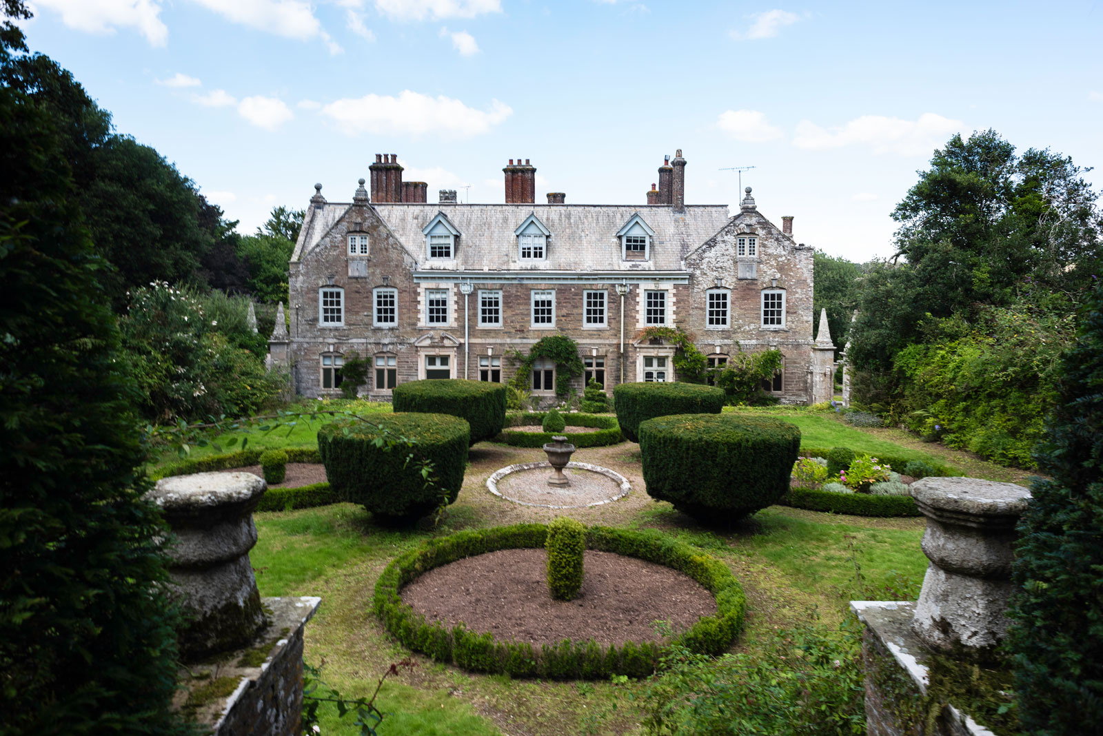 Robert Walton MBE & Donna Ida Thornton Are The New Owners Of Langdon Court