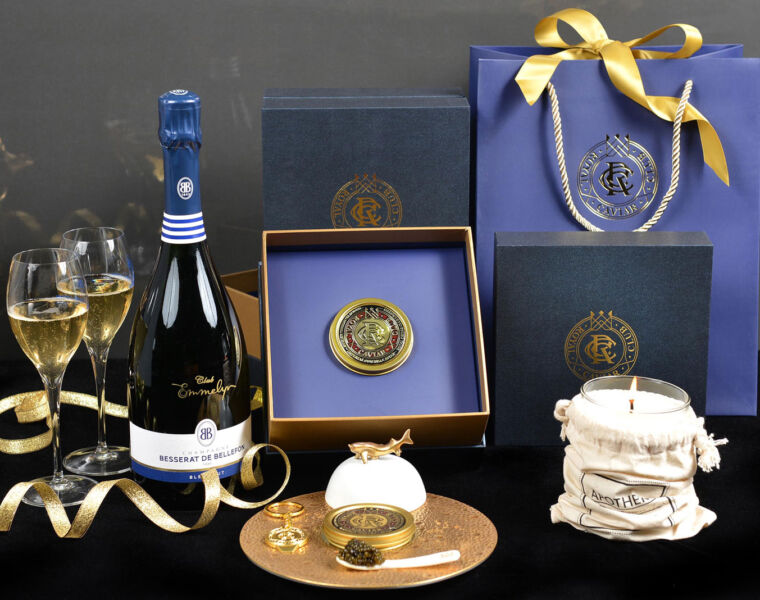 The Royal Caviar Club caviar and champagne dreams hamper