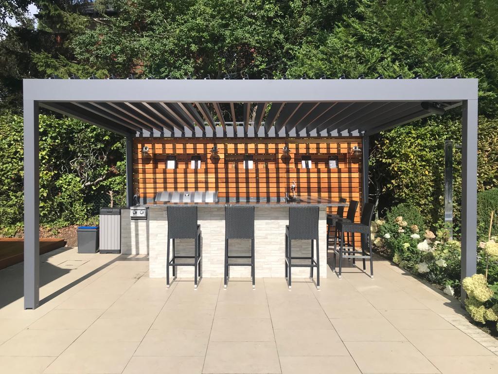 The Experts Guide to Planning and Creating an Outdoor Kitchen in 2022