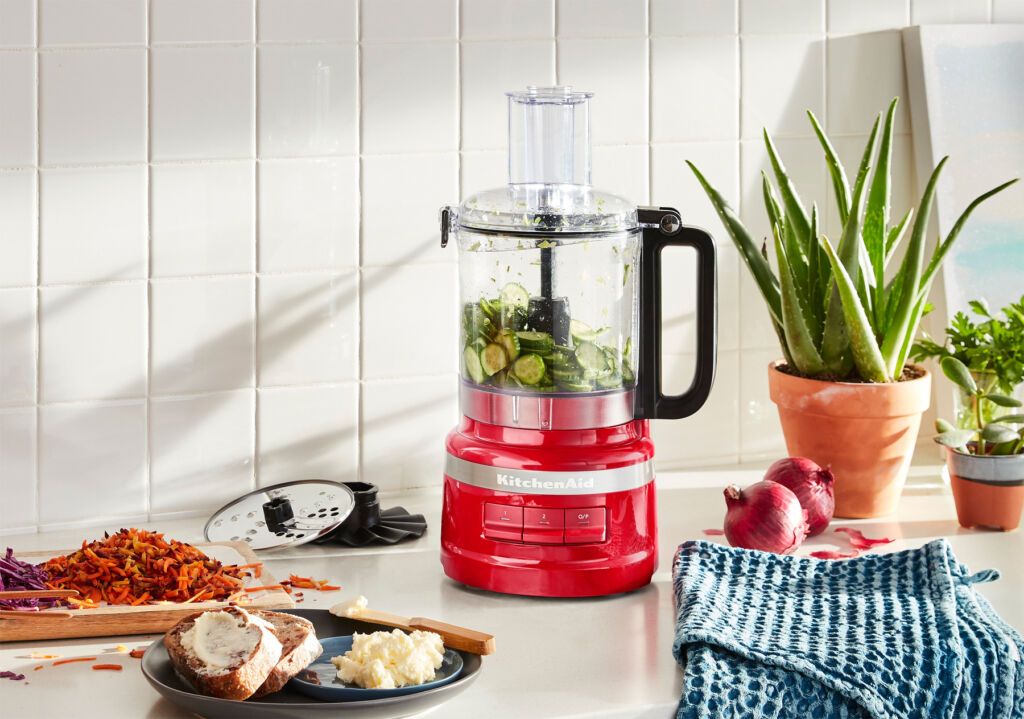KitchenAid's New 2.1L Food Processor in the company's classic red colour