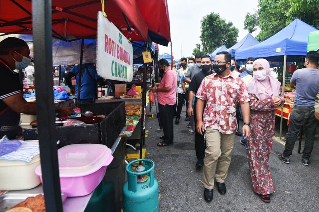 People at the Greenwood Bazaar