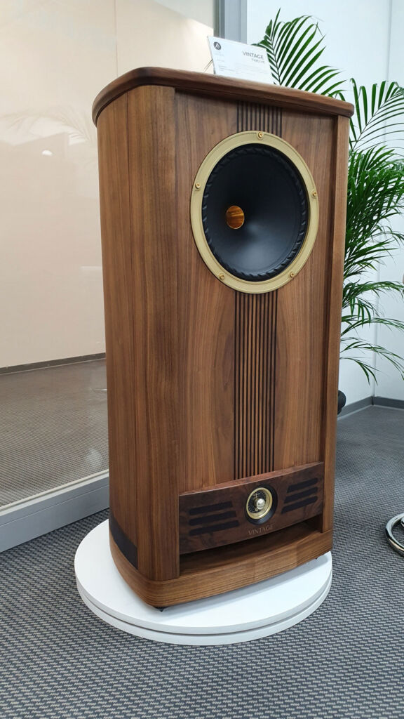 The vintage Twelve speaker