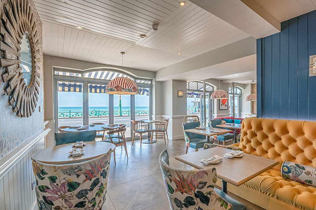 The Brighton Harbour Hotel lounge