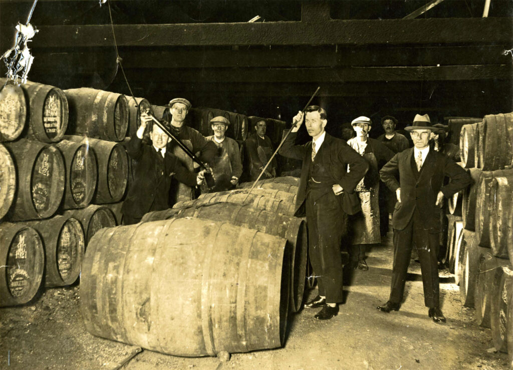 People working inside the distillery in the 1930s