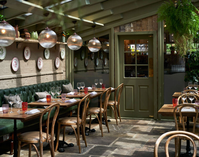 Al Fresco Dining Takes Centre Stage At Stanley's Chelsea 82 The Stanley's of Chelsea inner conservatory