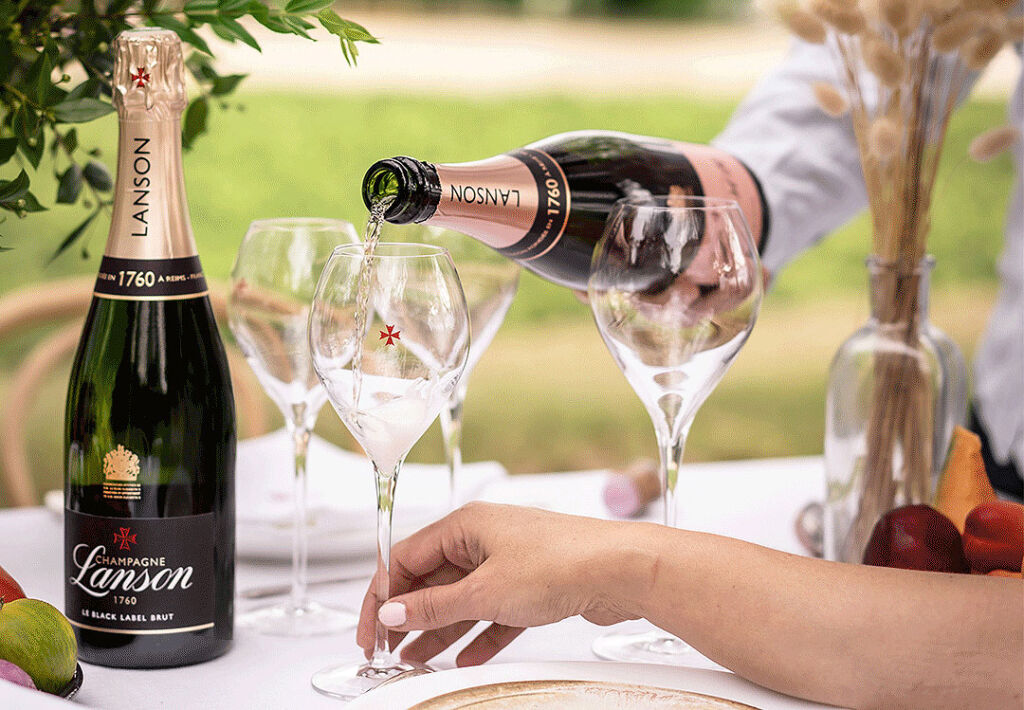 Champagne Lanson Celebrates its 45-year Association with Wimbledon