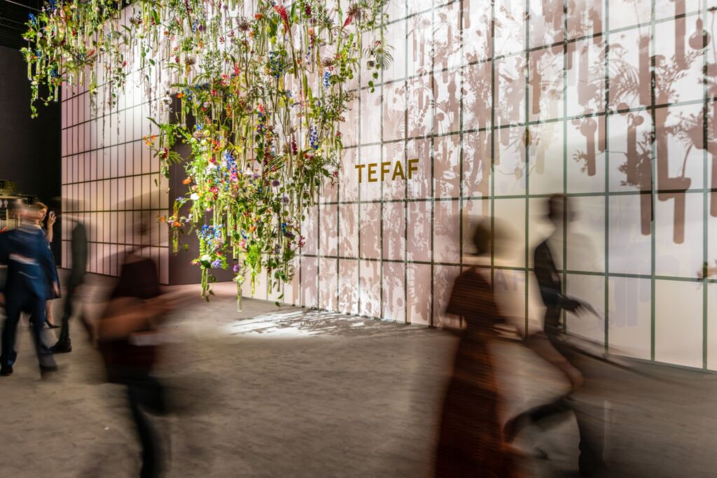 TEFAF Maastricht 2002 Draws in the Collectors on its Opening Weekend 