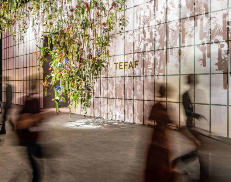 TEFAF Maastricht 2002 Draws in the Collectors on its Opening Weekend