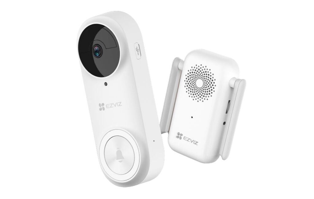 The manufacturers video doorbell with its plug-in chime