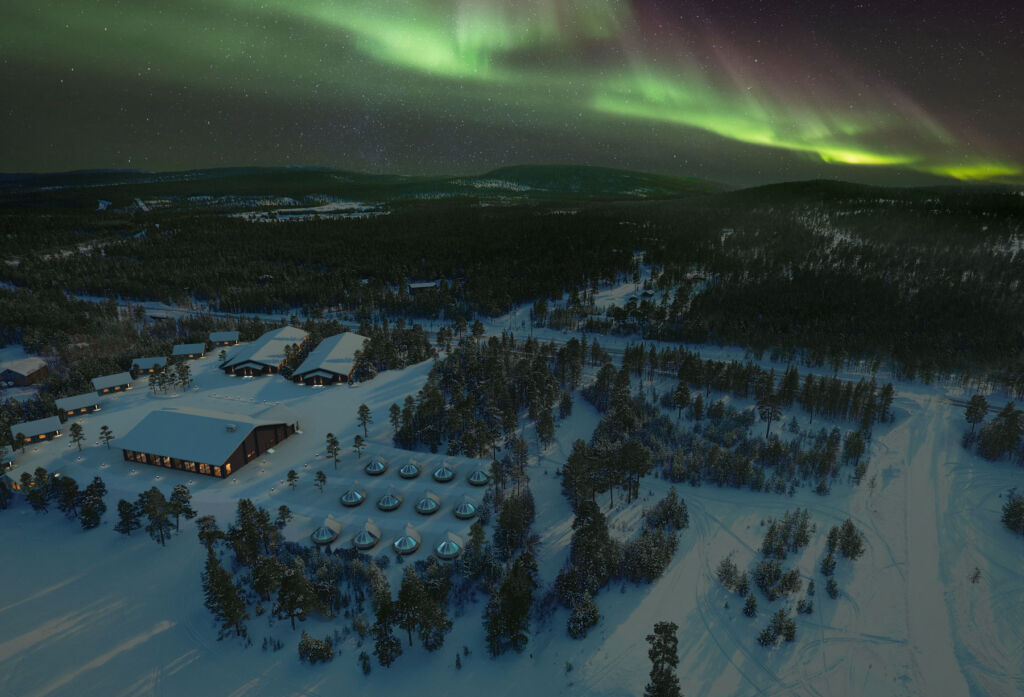 The aurora borealis above the hotel