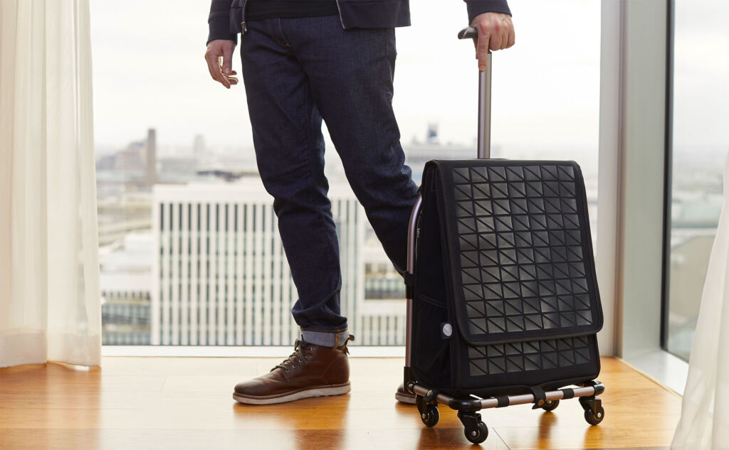 Farino's The Getaway, the Stylish New Top-Loading Carrier for Work & Travel