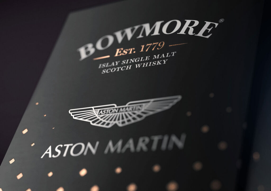 A closeup view of the front of the Aston Martin edition box