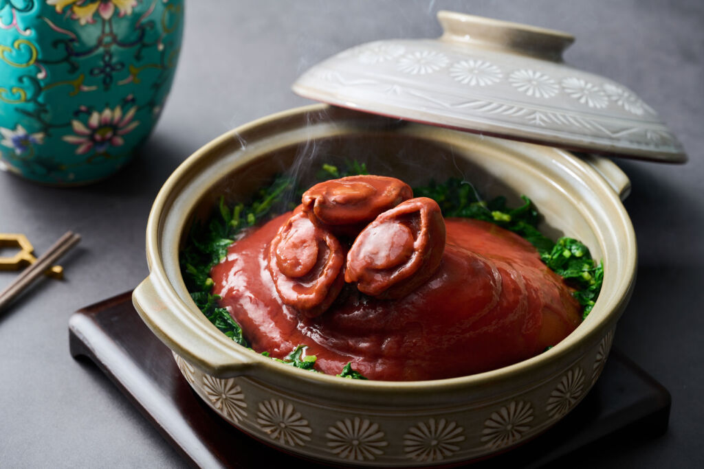 Yong Fu's Ham Shank Stewed with South African Dried Abalone