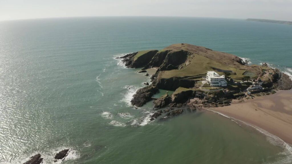 Living & Working at Burgh Island: A Unique Hospitality Role on the Devon Coast