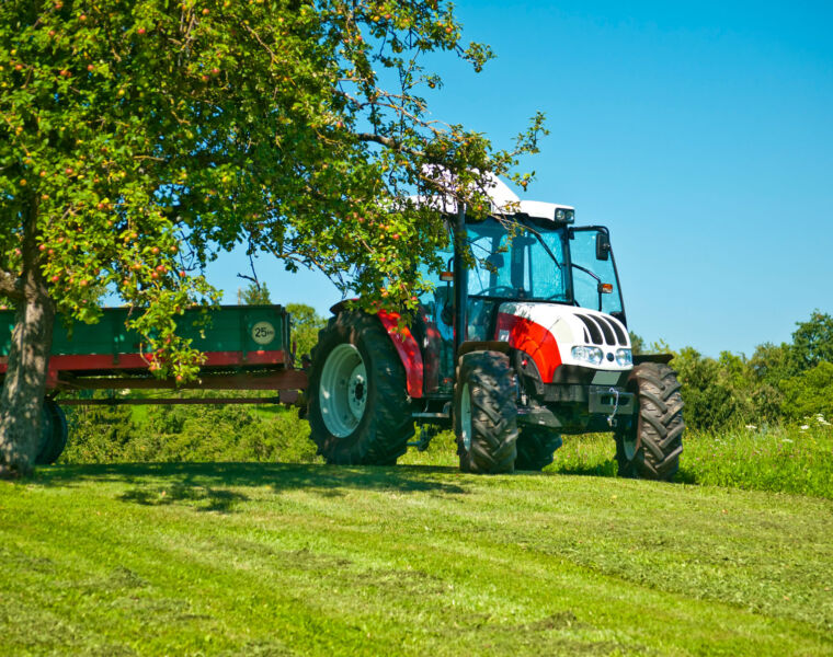 How Zero-emission Hydrogen Tractors are Helping the Farming Industry Fight-back