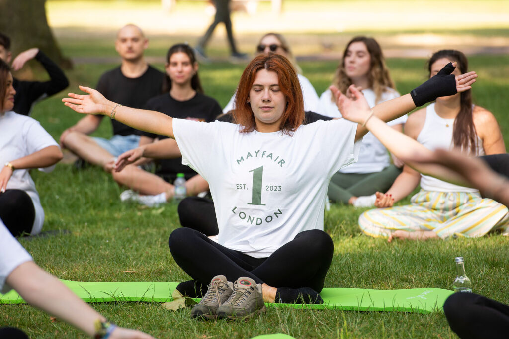 1 Hotel Mayfair Celebrates Summer Solstice with a Guided Meditation Session 7 One of the team members in deep concentration