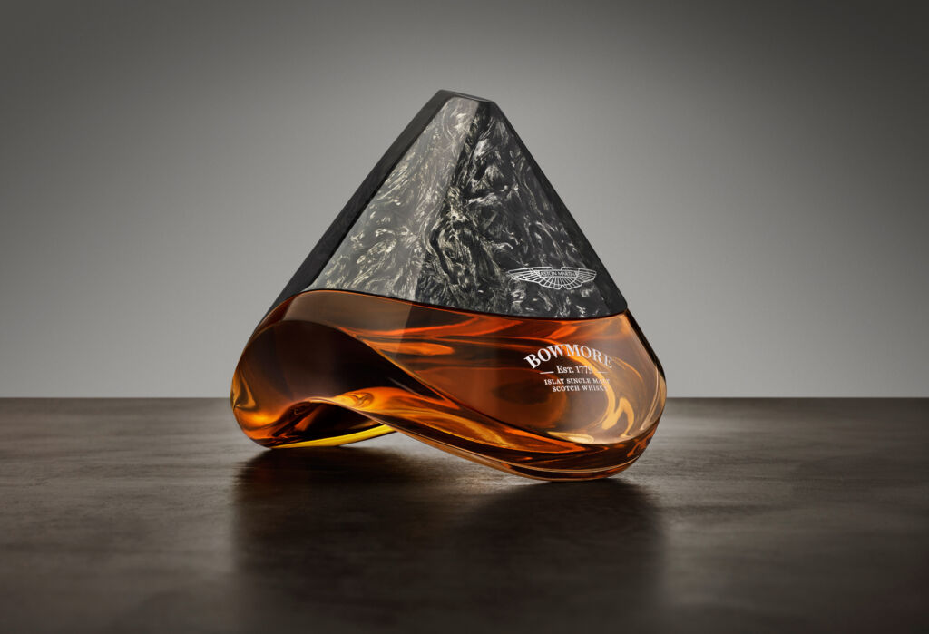 An image showing just the decanter which looks a little like a Megalodon tooth