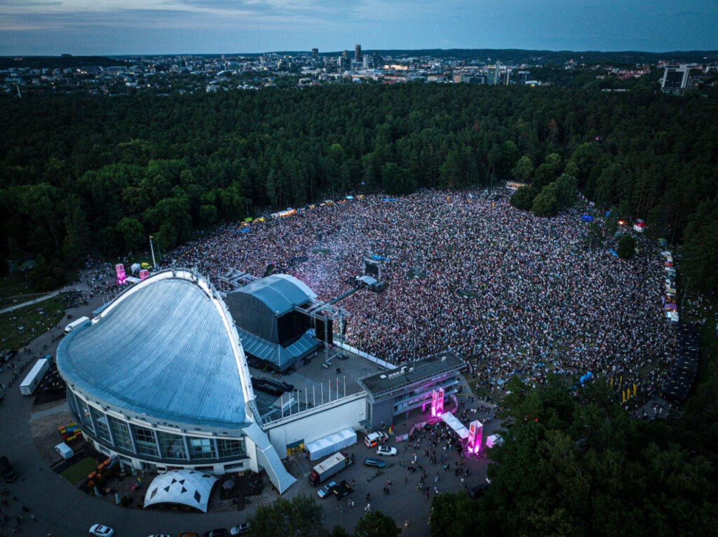Thousands Attend 'As Young As Vilnius' in the City's 700th Anniversary Year