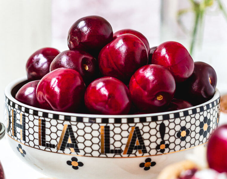 Two Moreish Vegan Recipes to Celebrate the European Picota Cherry Season 12