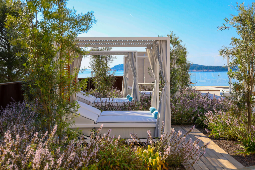 The luxurious and private cabanas with their views across the sea