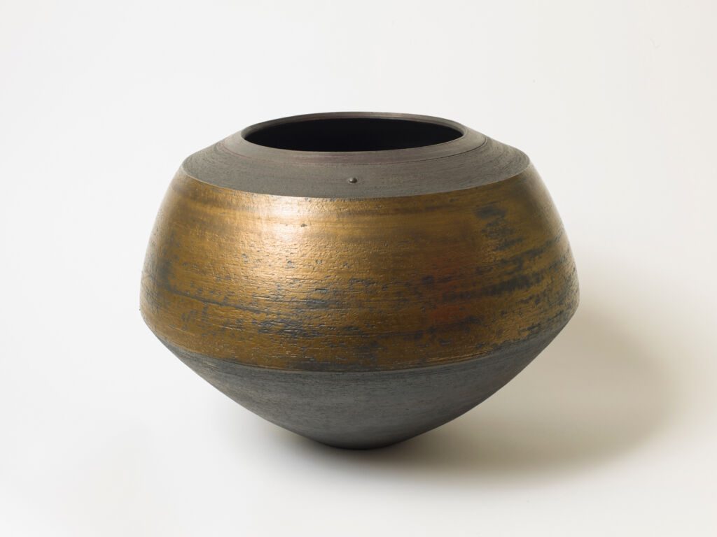 Jason Wason, Gold and Black Vessel, Ceramic, 28.4 x 50 x 50cm