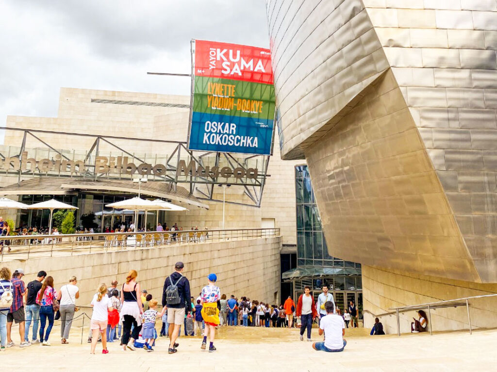 The Guggenheim Museum Bilbao Has Best-ever Summer with 489,946 Visitors