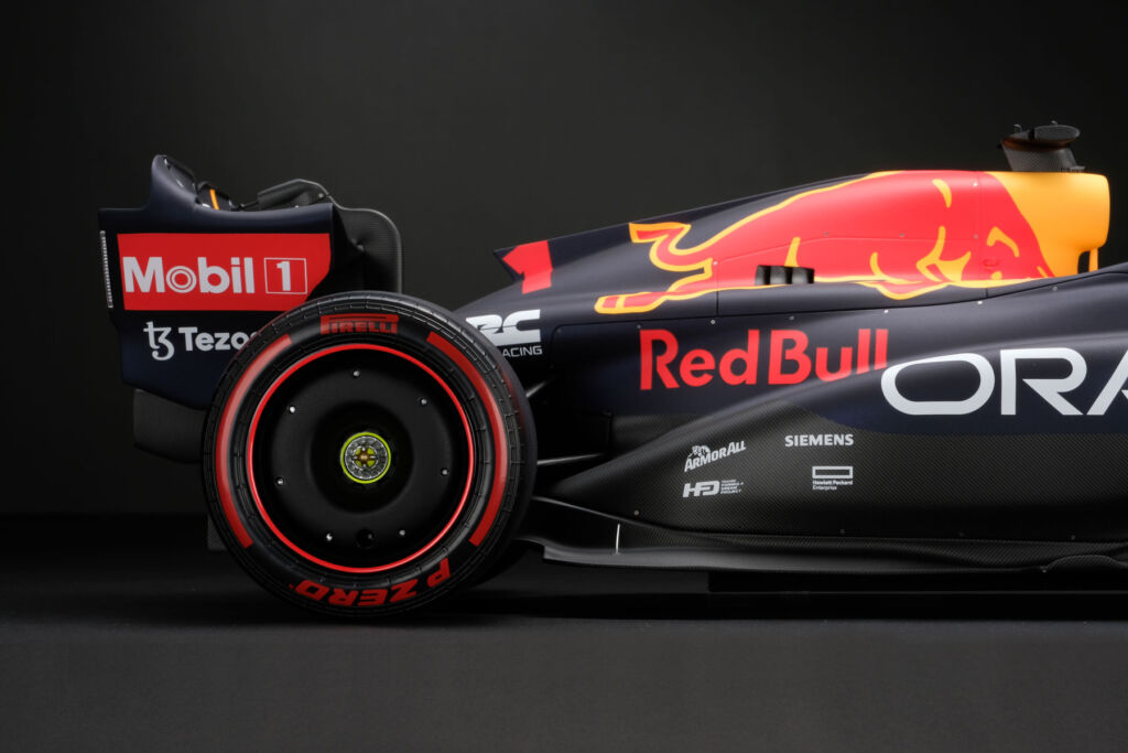 An image showing the rear wing of the car and the Red Bull livery