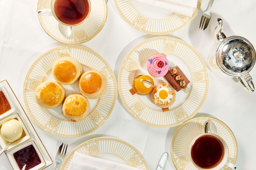 The scones and desserts that come with the afternoon tea