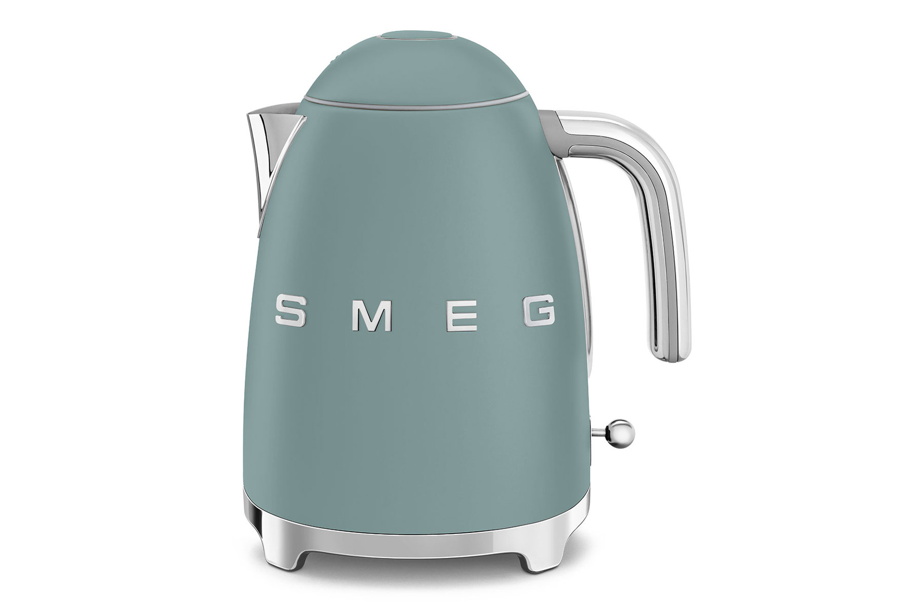 Smeg Embraces Popular Festive Colour With Its Emerald Green Breakfast Set