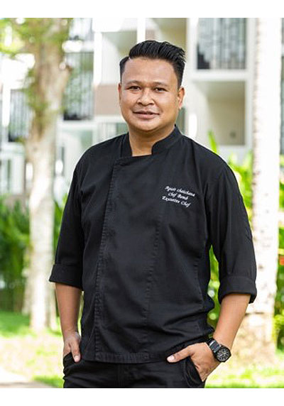 Chef Apisit Bomb Chaichana